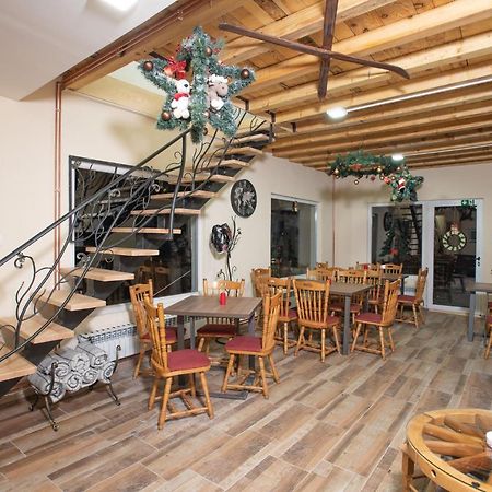 Apartmani Sp Jovanovic Crni Vrh Exteriér fotografie