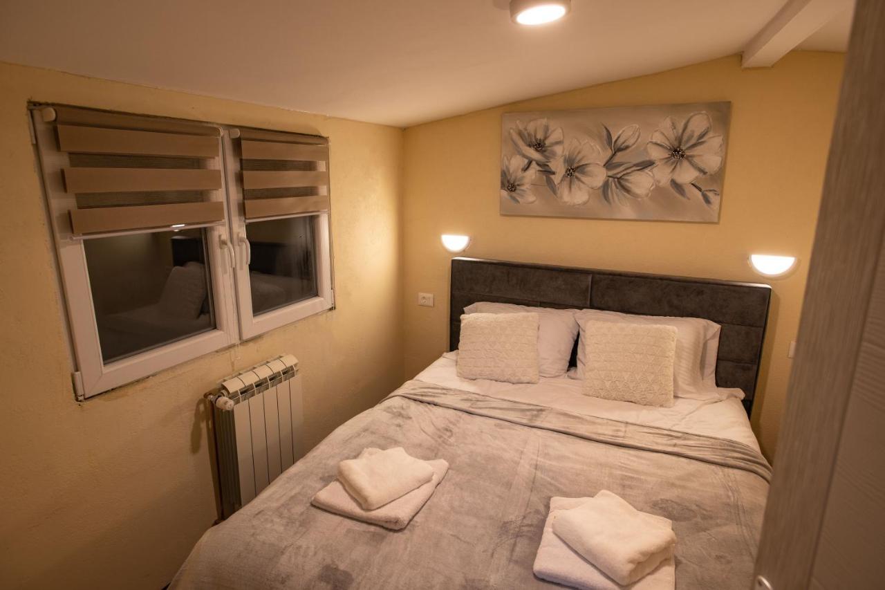Apartmani Sp Jovanovic Crni Vrh Exteriér fotografie