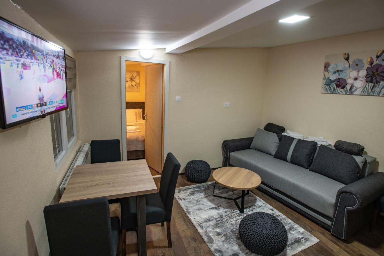 Apartmani Sp Jovanovic Crni Vrh Exteriér fotografie