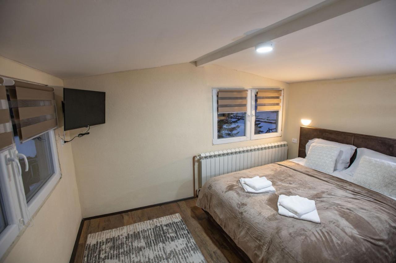 Apartmani Sp Jovanovic Crni Vrh Exteriér fotografie